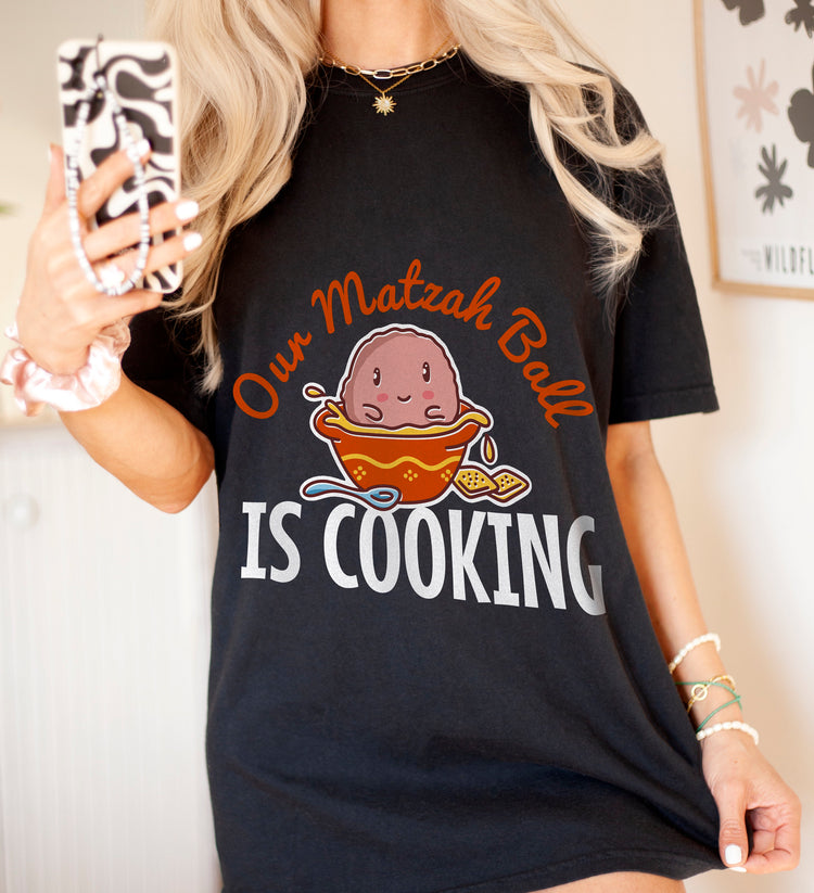 Matzo Ball is Cooking Jewish Mother to Be T-Shirt